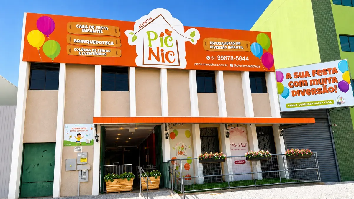 Fachada completa da Picnic Maedoteca